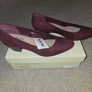 Kim Rogers Women's Burgundy Heels